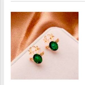 🎄🦌Super cute Reindeer stud earrings 🎄🦌